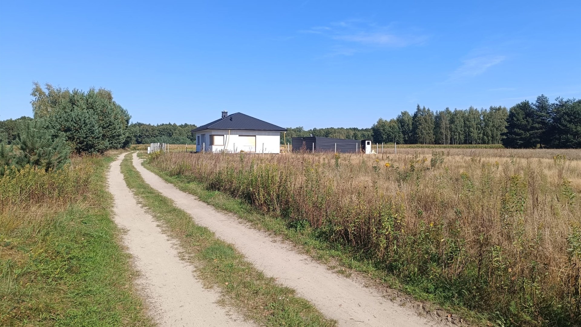 Działka na sprzedaż