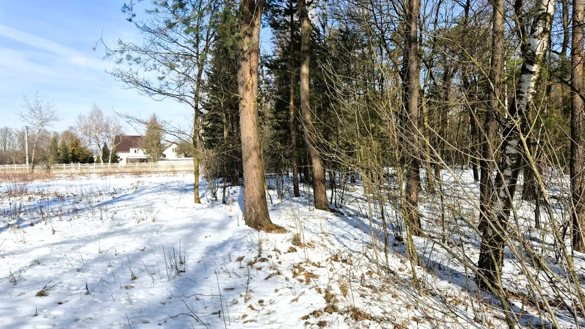 Działka na sprzedaż