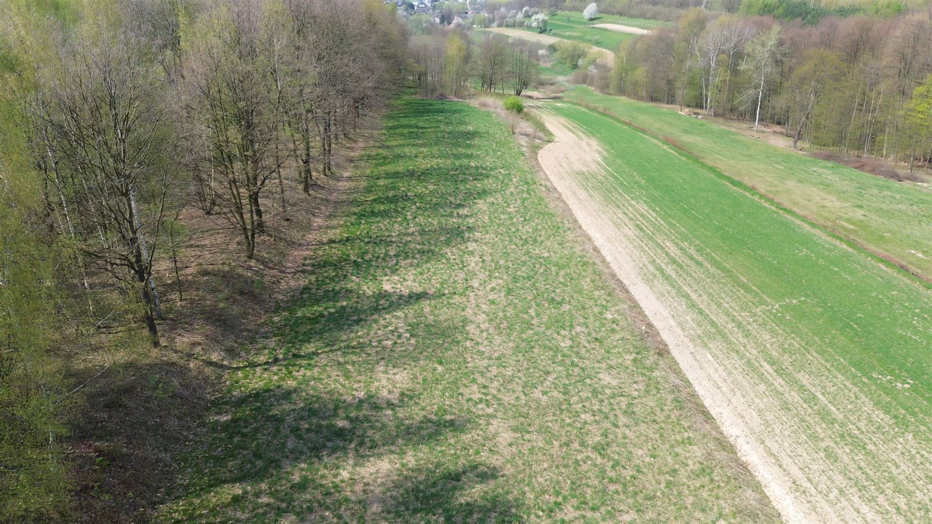 Działka na sprzedaż