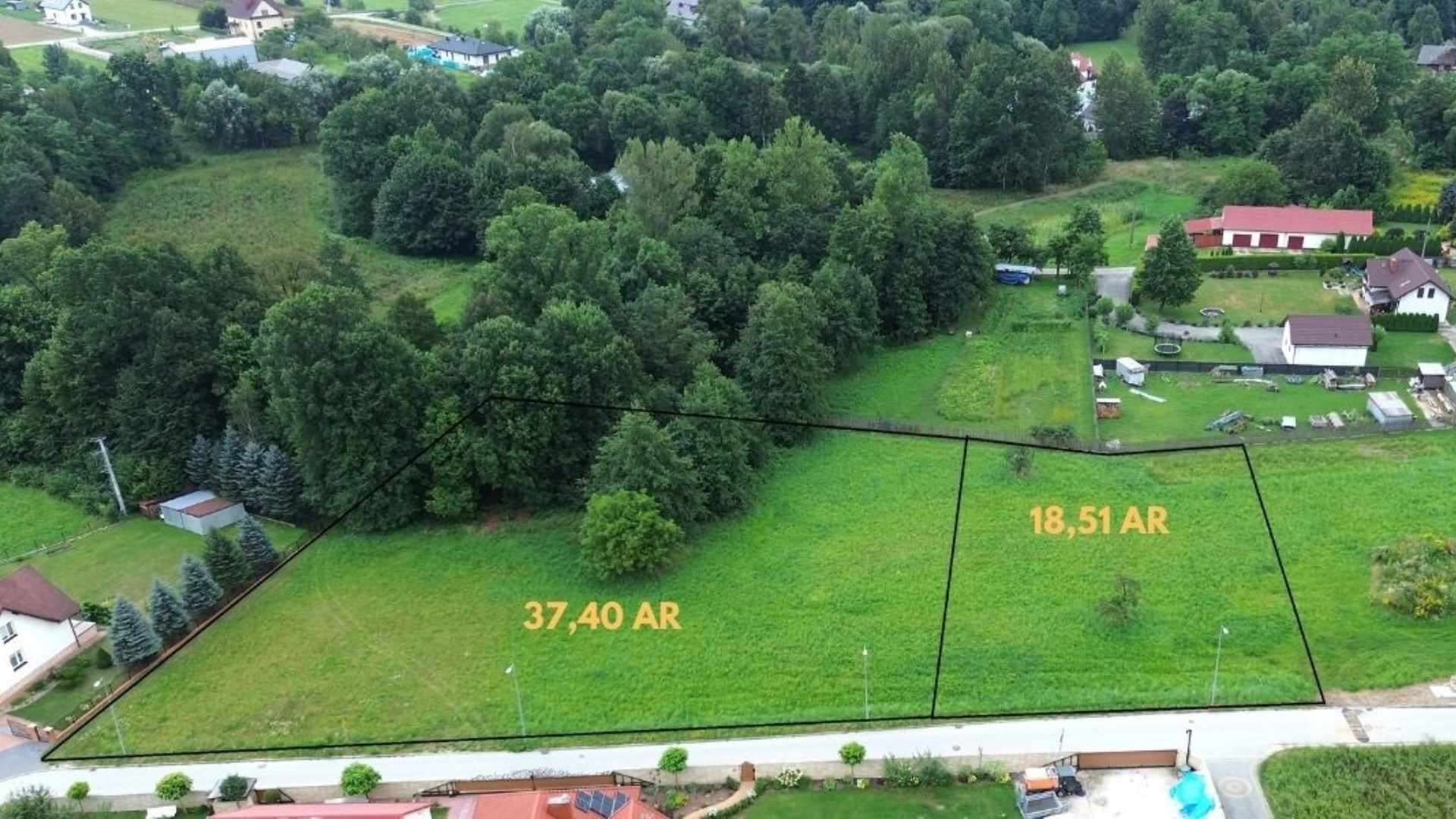 Działka na sprzedaż