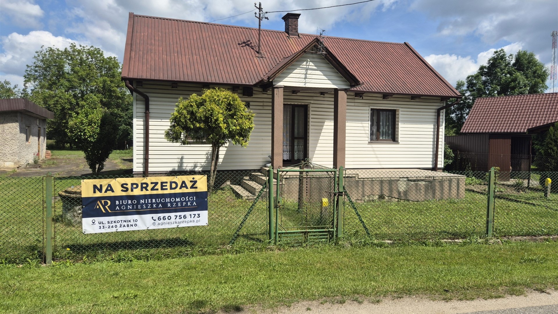 Dom na sprzedaż